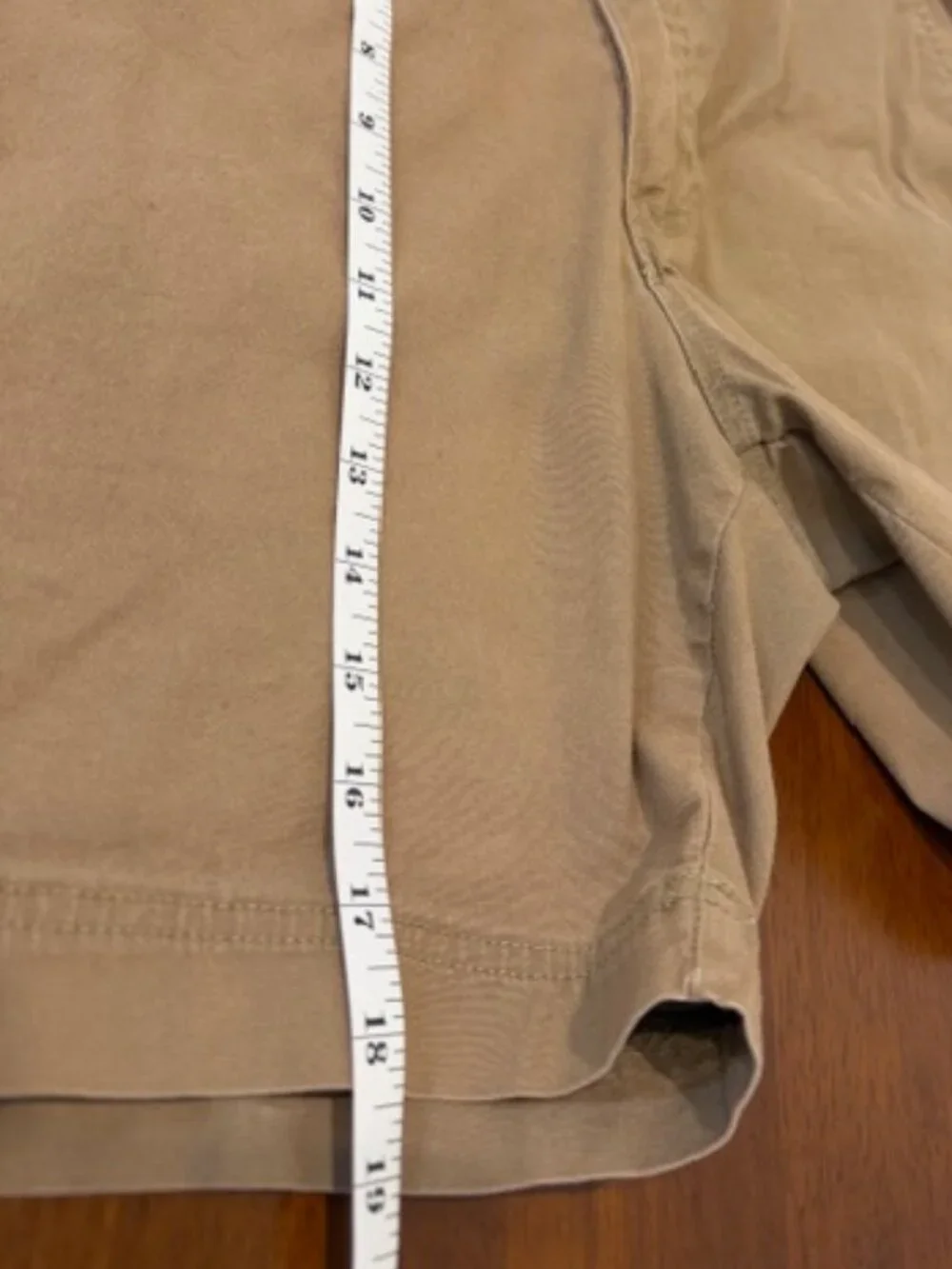 Columbia Men’s Classic Khaki Shorts Size 36W
